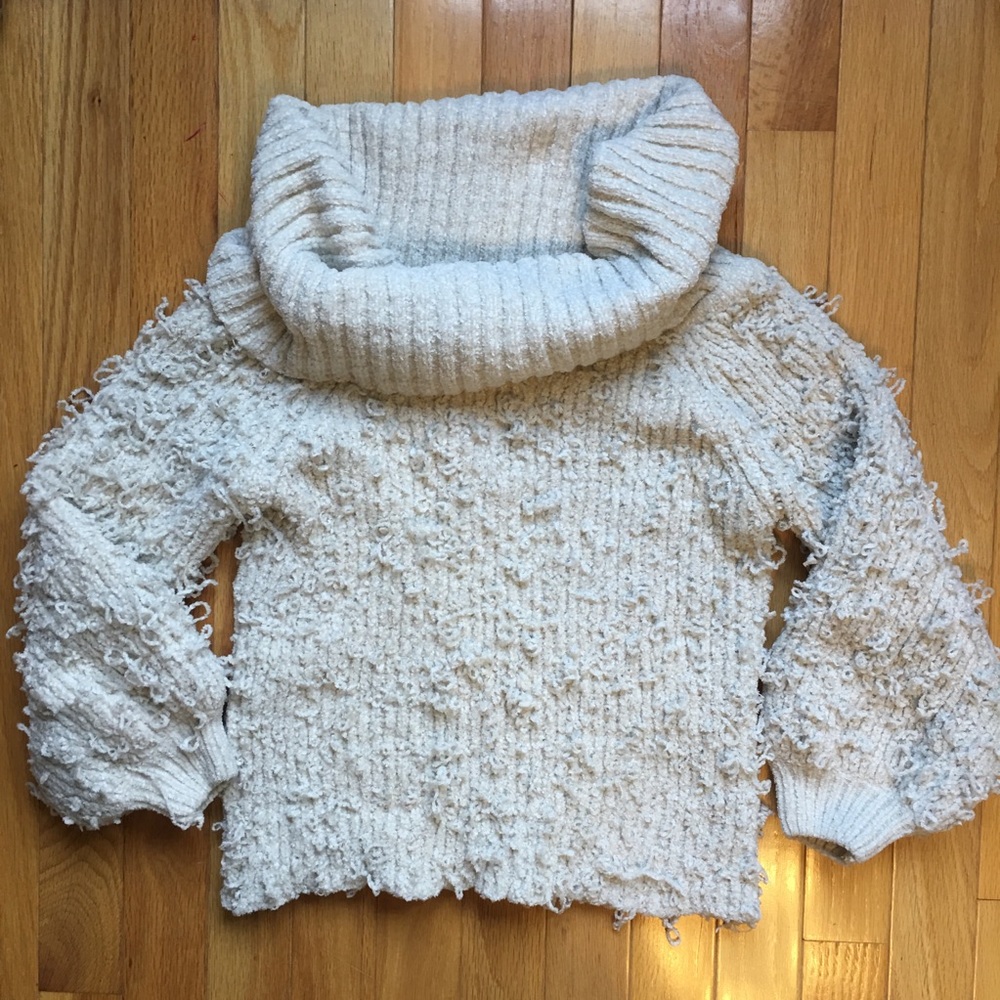 Cowl turtleneck textured chenille crop sweater S